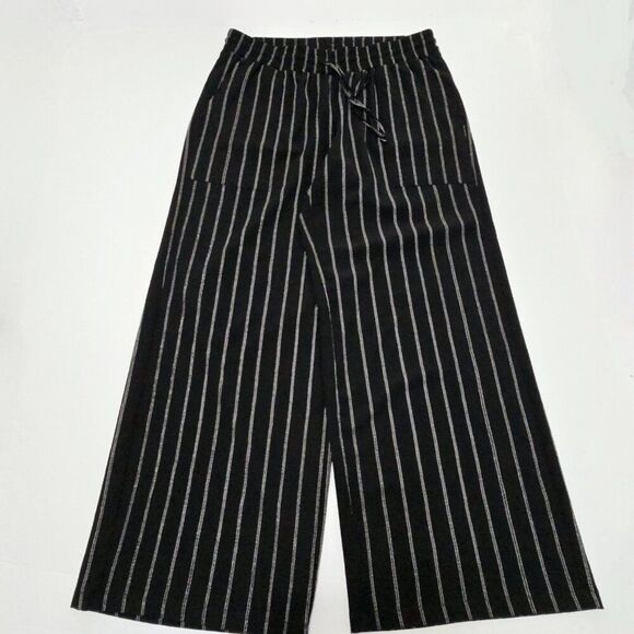 Ruby And Wren 1X - Womens Black Pinstripe Pockets Elastic Waist Wide Leg Pants - Picture 2 of 5